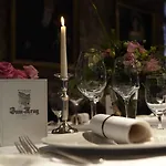 Und Weinhaus Zum Krug Hotel
