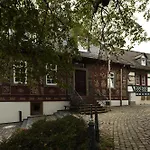 Und Weinhaus Zum Krug Hotel 3*