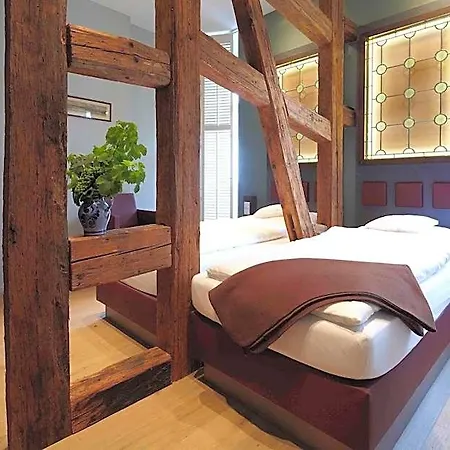 Und Weinhaus Zum Krug Hotel