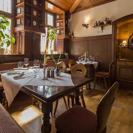 Szálloda Und Weinhaus Zum Krug Eltville am Rhein