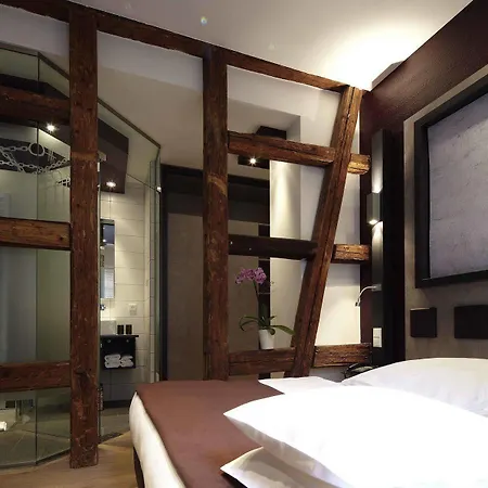 فندق Und Weinhaus Zum Krug التيف