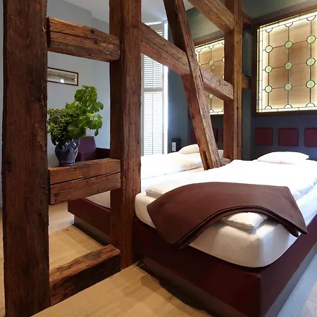 Und Weinhaus Zum Krug فندق