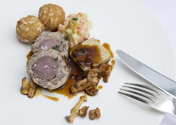 Hotel Und Weinhaus Zum Krug 3*