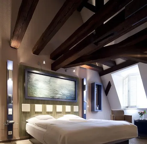 Hotel Und Weinhaus Zum Krug